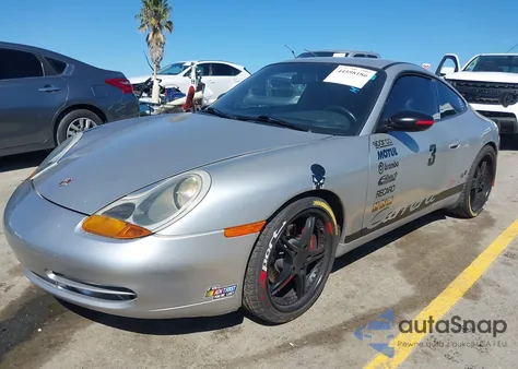 1999 Porsche 911 Carrera/Carrera 4/Carrera Tiptronic z USA, uszkodzony, nr VIN WP0AA2993XS621097
